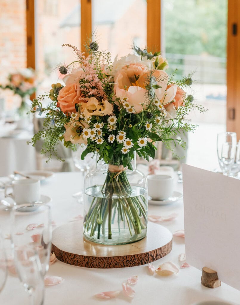 Courts-of-Rayleigh-Florist-Essex-wedding-flower-trends